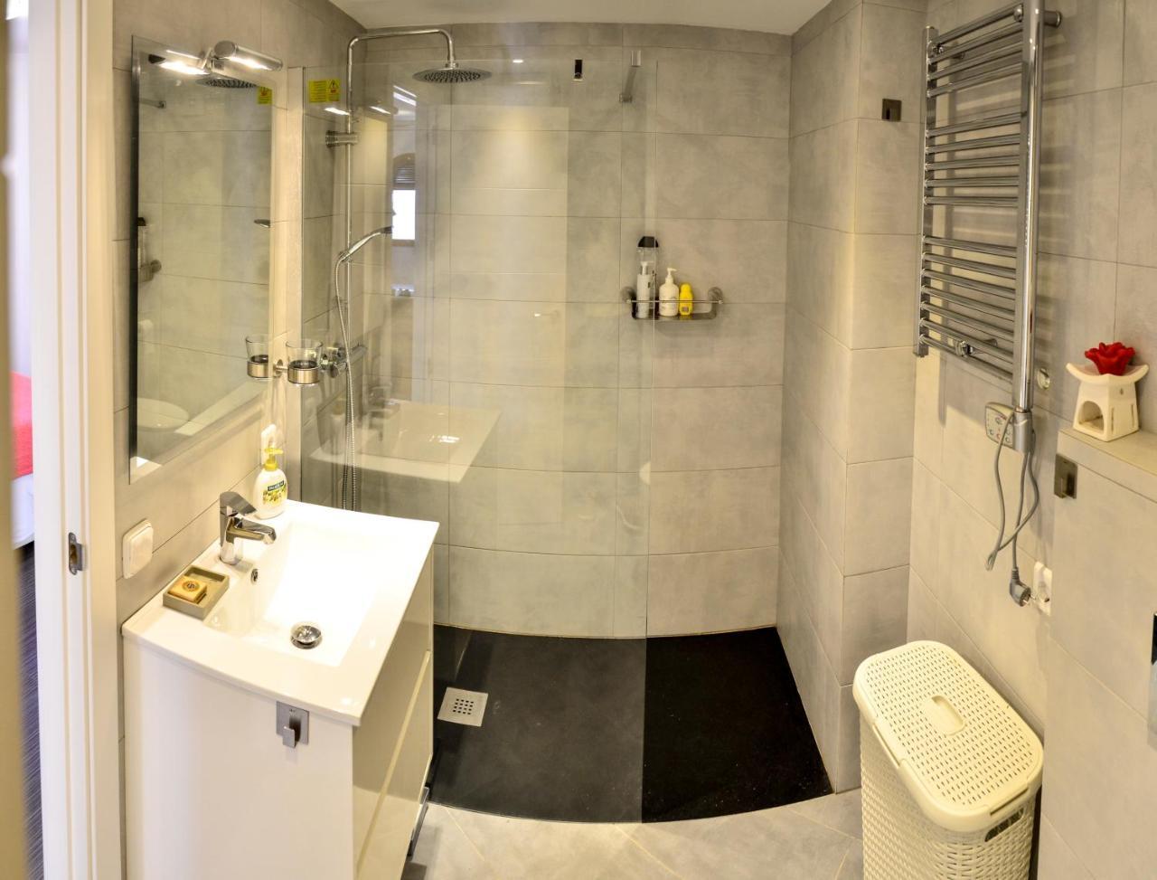 Alohamundi Campana Apartment เซบีญา ภายนอก รูปภาพ